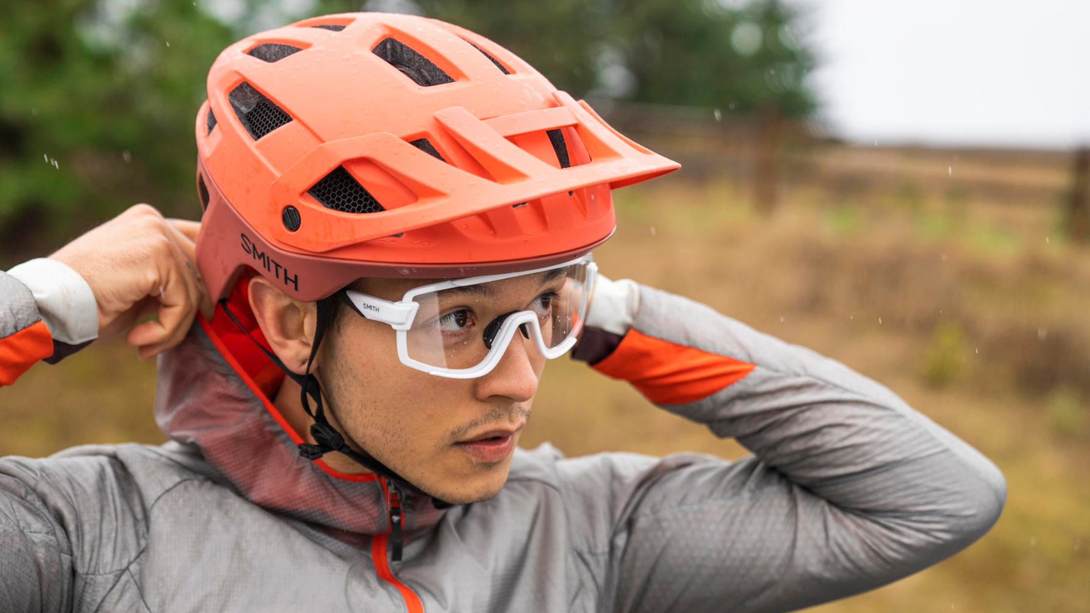 smith Outlet Store -Smith Sales 2024 How to meaure Yourself for a Bike Helmet Blog Banner